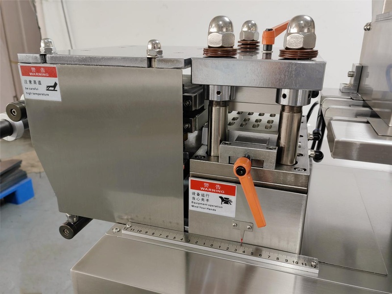 Blisterverpackungsmaschine JCP180, Ansicht 4